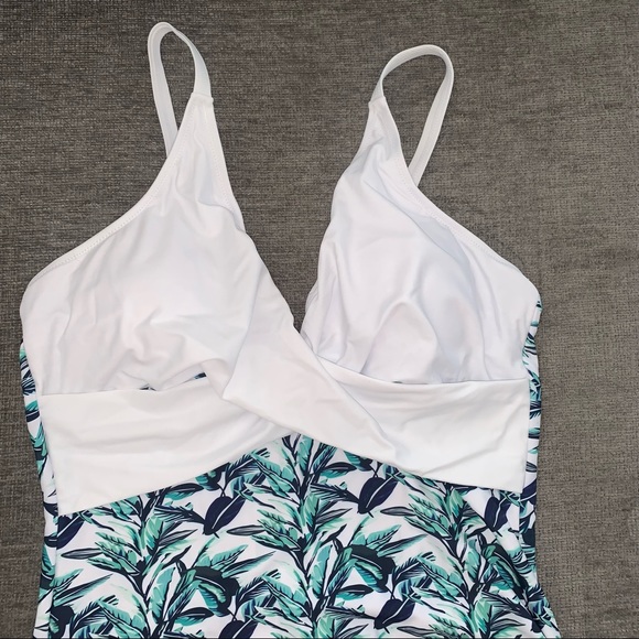 NWOT Palm Leaf print one piece swimsuit - Picture 5 of 5